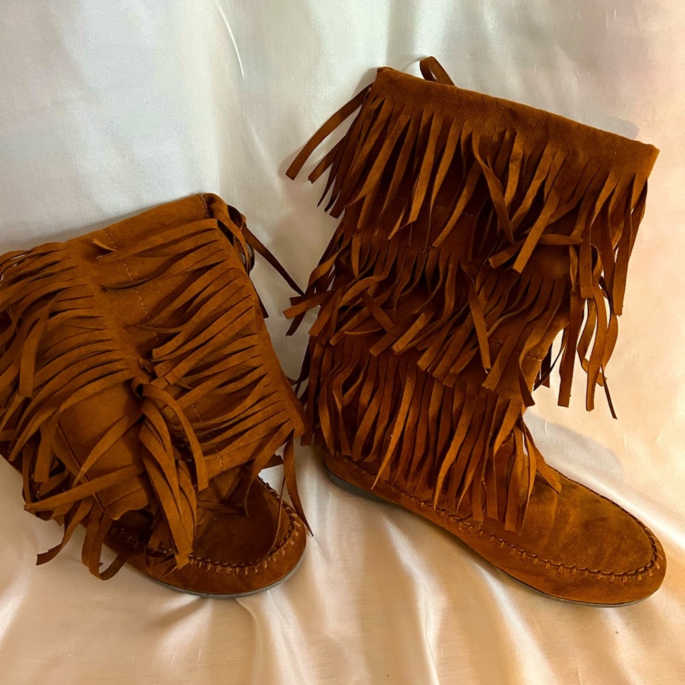 Boots leather with fringe size 8
